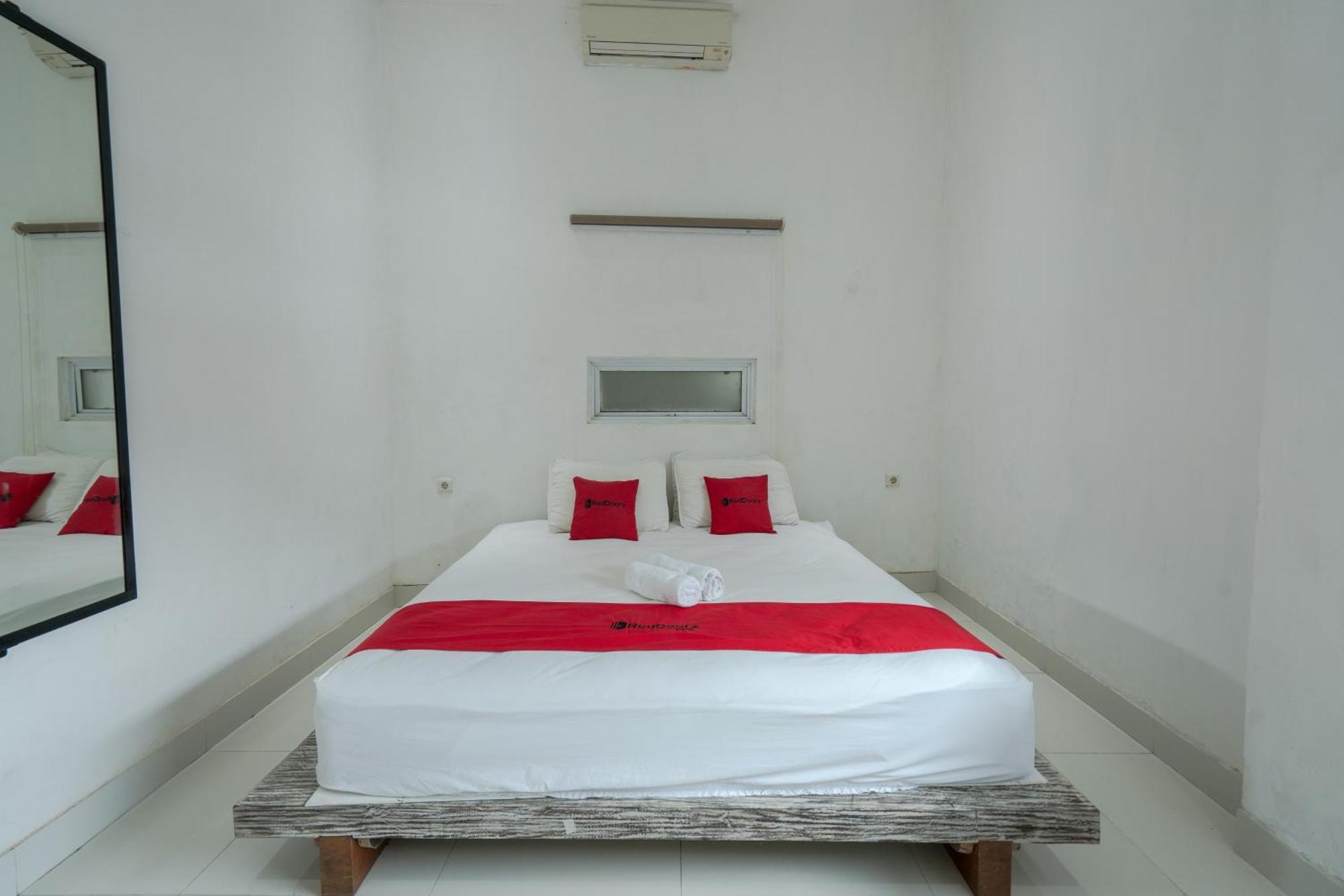 Reddoorz Near Ubud Village Sukawati エクステリア 写真