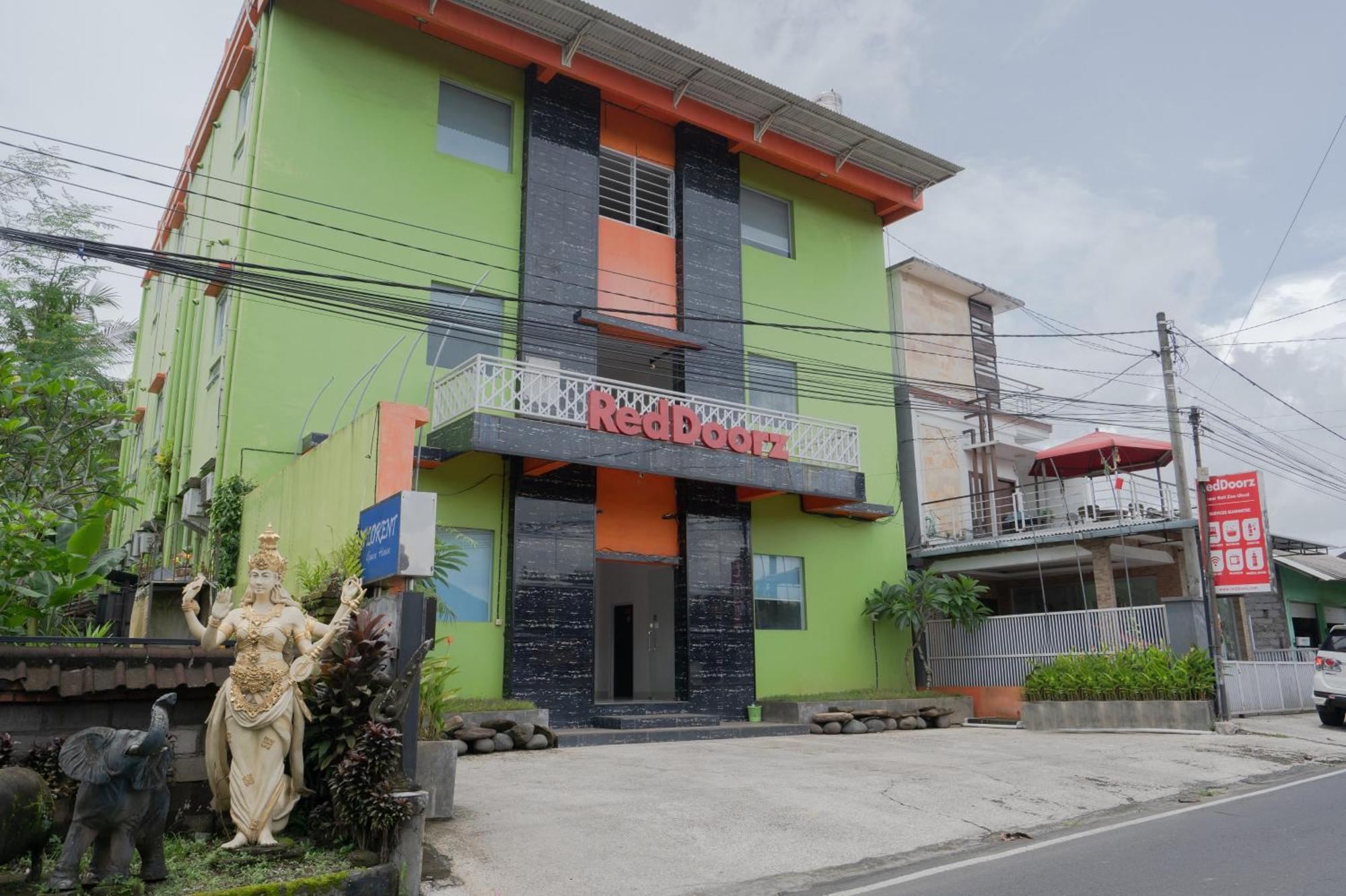 Reddoorz Near Ubud Village Sukawati エクステリア 写真