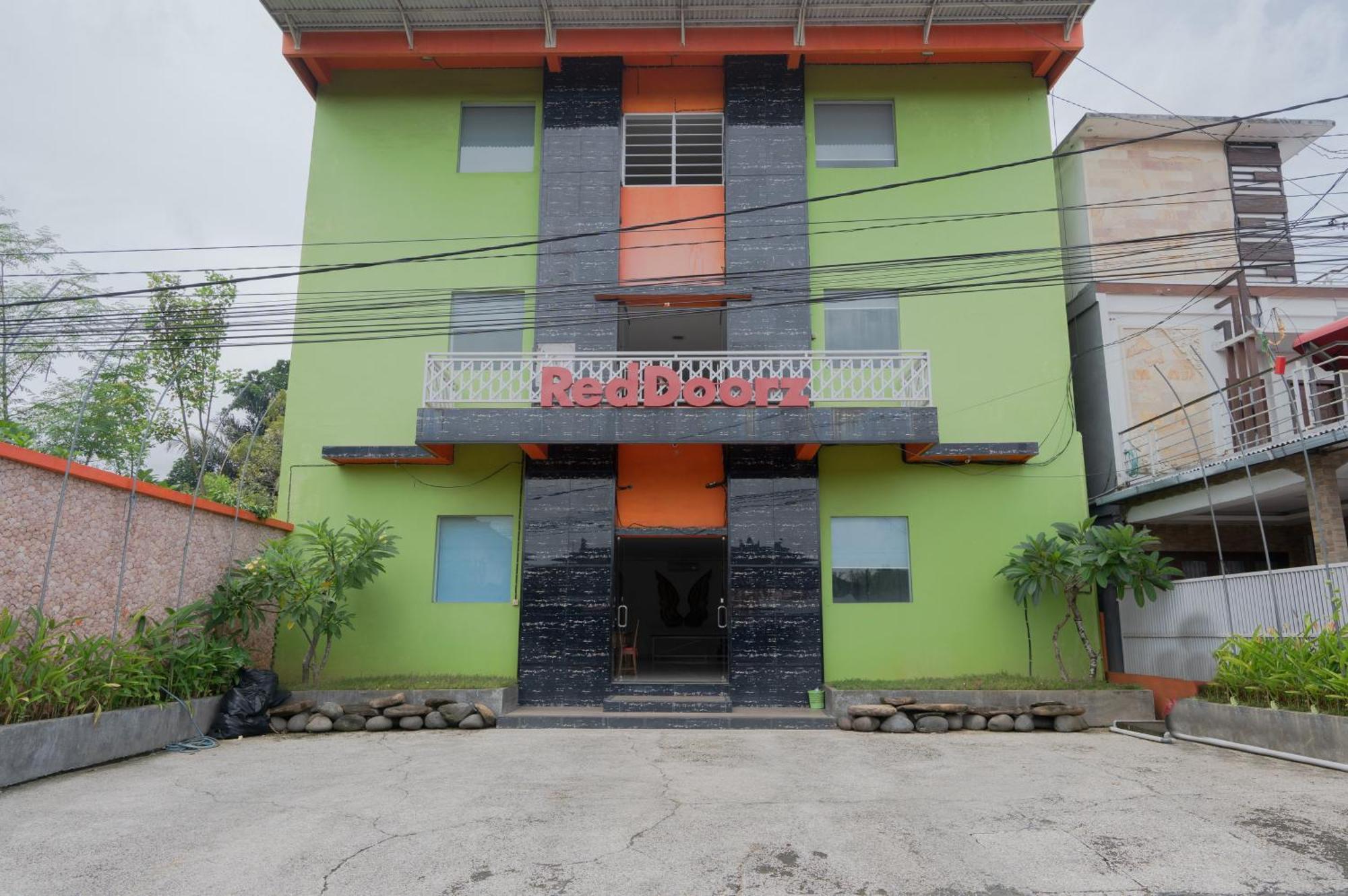 Reddoorz Near Ubud Village Sukawati エクステリア 写真