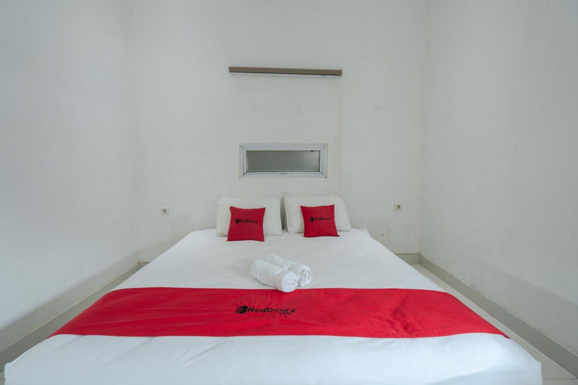 Reddoorz Near Ubud Village Sukawati エクステリア 写真